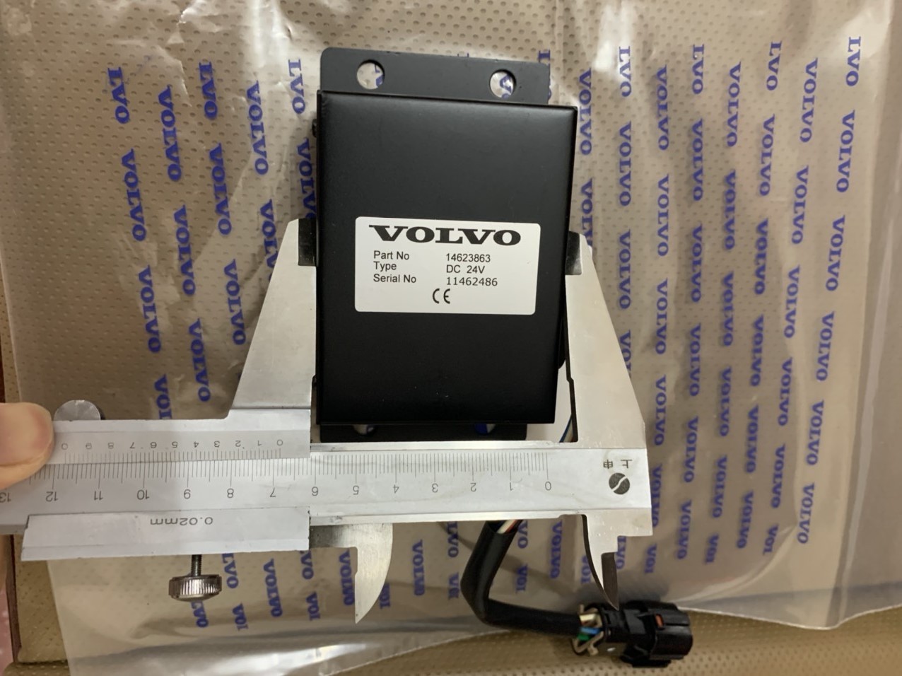 Rơ le máy xúc volvo  relay for Volvo EC210 EC240 EC260 EC290 EC360 EC460, Volvo parts, phụ tùng máy xúc volvo, phụ tùng máy công trình volvo