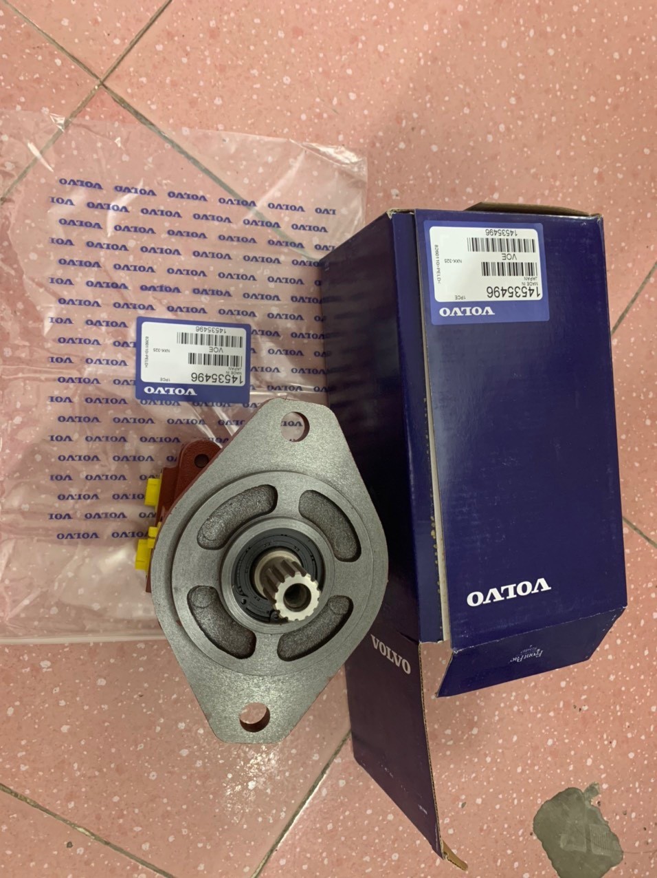 Mô tơ cánh quạt máy xúc volvo Fan Motor 14533496 FOR VOLVO EC360B, EC330B, EC460B, EC480B, Volvo parts, phụ tùng máy xúc volvo, phụ tùng máy công trình volvo