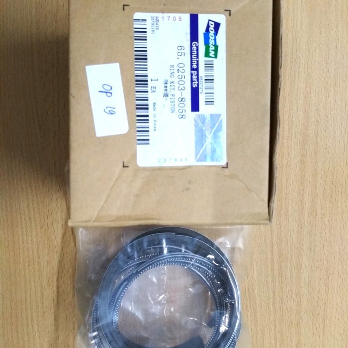 Doosan Excavator Engine Parts, Piston Ring 65.02503-8058