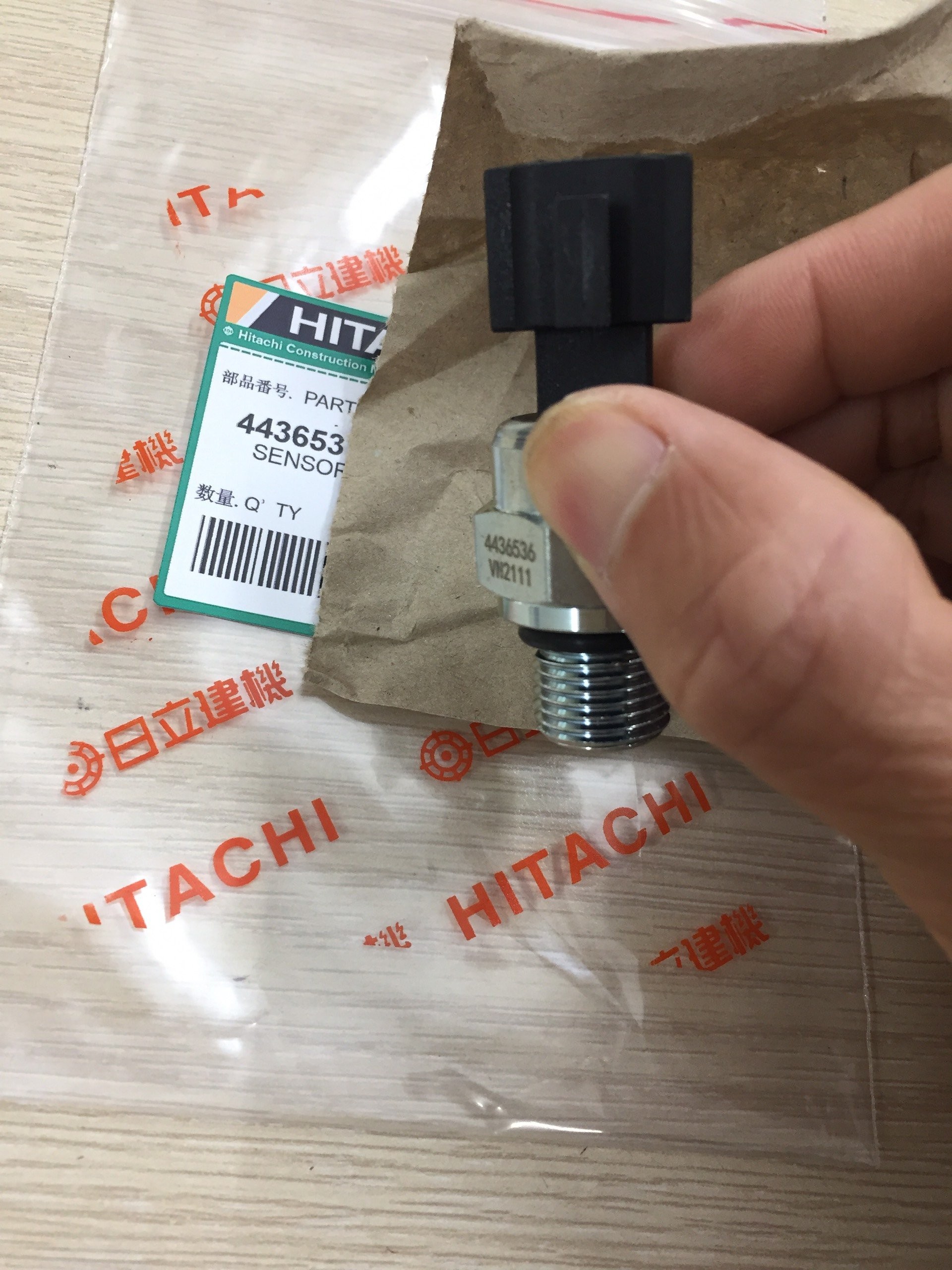 Hitachi parts, Sensor Press 4436536