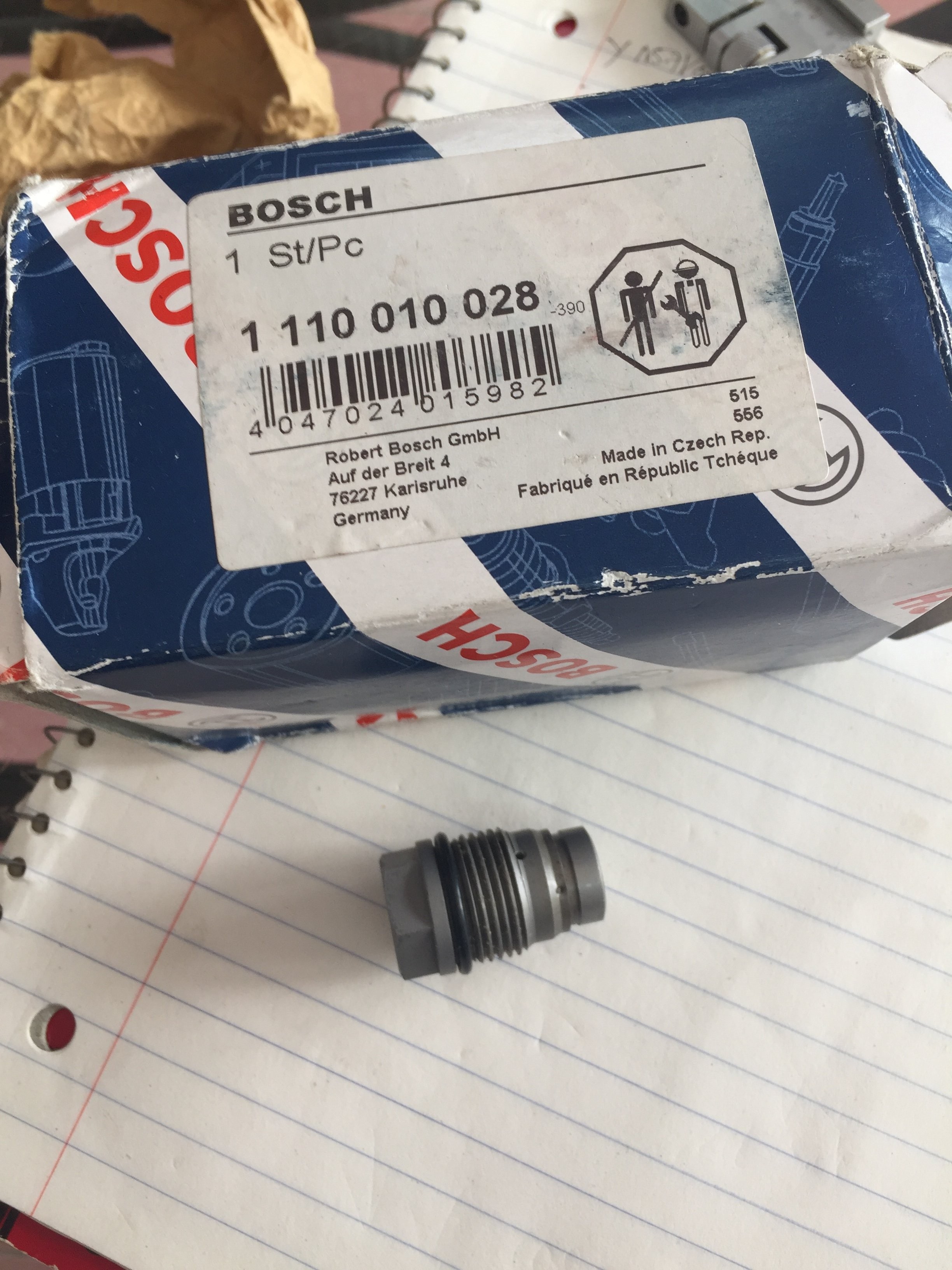 Van áp suất nhiên liệu, cảm biến áp suất BOSCH, Komatsu parts, Pressure Relief Valve 1 110 010 028, sử dụng cho máy xúc , ủi komatsu