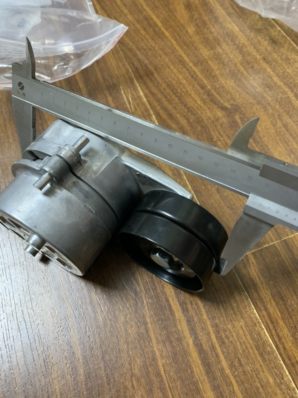 Bu li  máy xúc VOLVO EXCAVATOR PARTS, BELT TENSIONER FIT  EC210B EC240 EC290, Engine D6D D6E D7D D7E Volvo parts, phụ tùng máy xúc volvo, phụ tùng máy công trình volvo